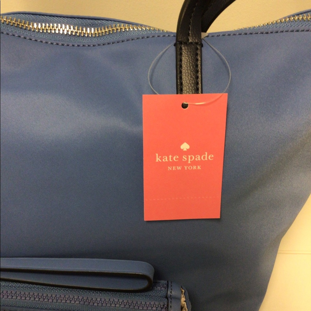 NWT Kate Spade Nylon Tote w/Wristlet - Picture 7 of 7